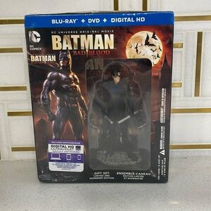 NIB Batman Bad Blood Blu Ray DVD Limited Edition Gift Set w/ Night Wing Figure